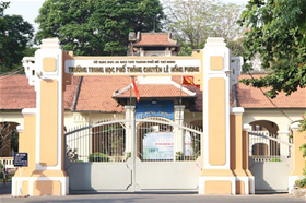 Trường Trung Học Phổ Thông Chuyên Lê Hồng Phong: 235 Nguyễn Văn Cừ, Phường 04, Quận 5, Thành phố Hồ Chí Minh