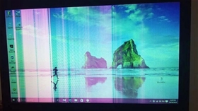 Màn hình laptop bị sọc ngang, sọc dọc – Nguyên nhân và cách xử lý
